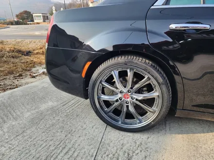 휠복원가격 크라이슬러 300c 고스트크롬 다크스퍼터링 휠도색 휠수리! / 원주시 소초면