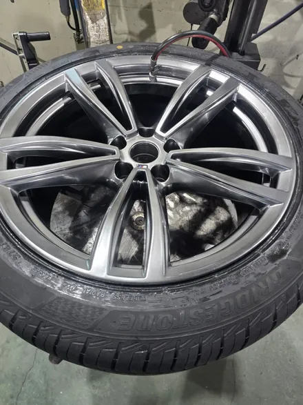춘천휠복원 BMW 740i 고스트크롬 휠복원 작업과정! / 원주시 소초면