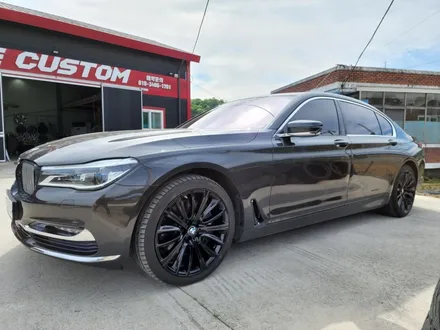 자동차휠도색 BMW  7시리즈 블랙유광 휠도색 휠복원 휠수리 시공과정! / 원주시 소초면