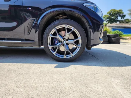 휠복원 비용 BMW X5 고스트크롬 고스트크롬 다크스퍼터링 휠도색 휠복원! / 원주시 소초면