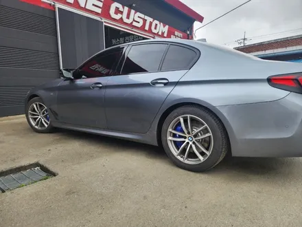 휠도색비용 BMW 5시리즈 블랙유광 휠도색 시공! / 원주시 소초면