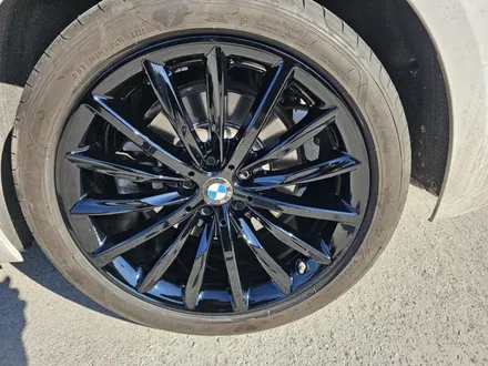 자동차 휠 복원 비용, BMW 530i의 블랙유광 휠도색 정보! / 원주시 소초면