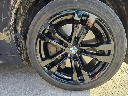 춘천휠복원 춘천휠도색 BMW X5 블랙유광 휠도색 작업 전후 사진! / 원주시 소초면