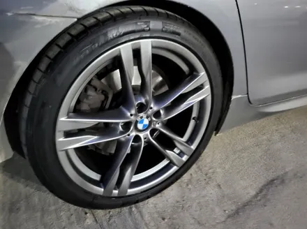 휠 도색 가격 BMW 640D 고스트크롬 다크스퍼터링 휠도색과 휠복원 작업은! / 원주시 소초면