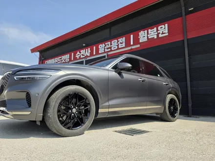 춘천휠복원 제네시스 GV 70 블랙유광 휠도색 작업 전후사진! / 원주시 소초면