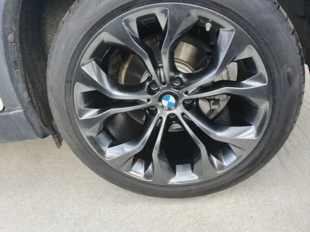 자동차도색가격 BMW X6  고스트크롬 다크스퍼터링 휠도색 휠복원! / 원주시 소초면