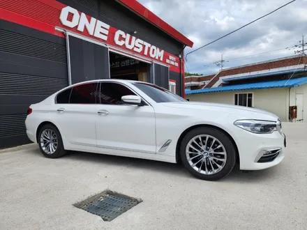 자동차 휠 긁힘 BMW 520D 고스트크롬 휠도색 시공과 캘리퍼도색 가능한 곳! / 원주시 소초면