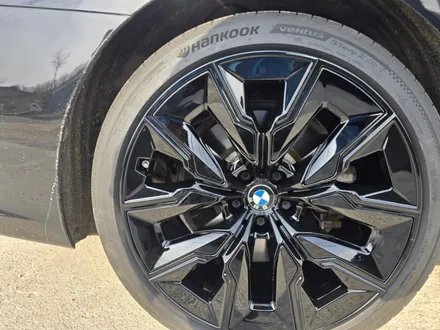 원주휠도색 BMW i7 블랙유광 휠도색 작업 입니다! / 원주시 소초면
