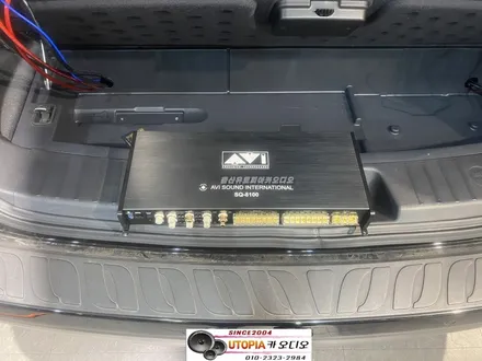 울산DSP카오디오작업/ 베라크루즈AVI 하이앤드 DSP 앰프 SQ8100 DSP + AVI SW-D10 10인치 앰프일체형 우퍼 장착