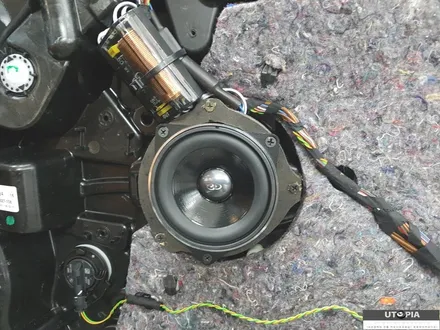 울산BMW카오디오 ,     BMW G30  미국 핸드메이드      수공예 스피커 CDT Kit 장착