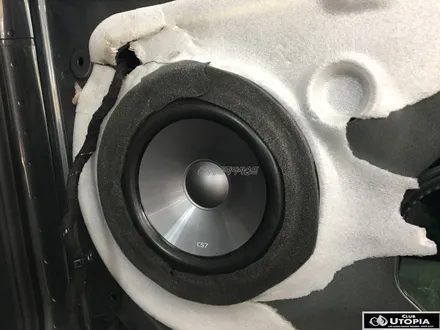 울산푸조카오디오 / JBL 스피커 교환 .. Bass 보강을위한 서브우퍼      추가 작업
