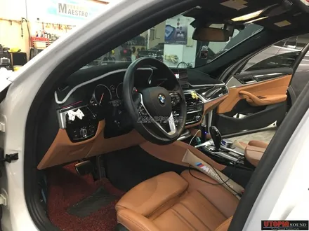 울산BMW카오디오 /  BMW G30 회오리 스피커 커버 장착......     그리고 Focal 스피커 인스톨