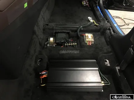 울산그랜져IG 카오디오 작업 /  U.S.amps 600X + 조니모니터          스피커의 조합