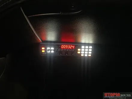 울산남구카오디오전문점/렉스턴칸 캠핑카 금영노래방기기설치