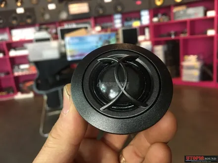 울산카오디오)   더뉴쏘렌토 셀수스 XU 6.2 스피커 .. .그리고 CDT CS 03 DVC 센터 스피커 장착