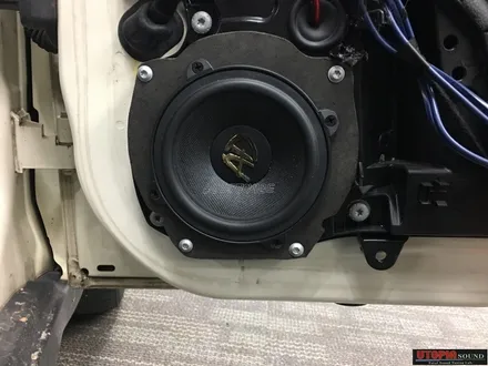 울산BMW카오디오 /   BMW 미니 카 오디오 스피커 교환 작업.. 그리고 문제점..