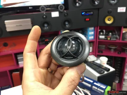 울산카오디오)   더뉴쏘렌토 셀수스 XU 6.2 스피커 .. .그리고 CDT CS 03 DVC 센터 스피커 장착