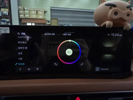 더뉴K8 순정엠비언트 옵션이 없는 차량에 순정보다 더 화려하게 순정활성화엠비언트 시공이 가능한 카뷰티 / 대구 달서