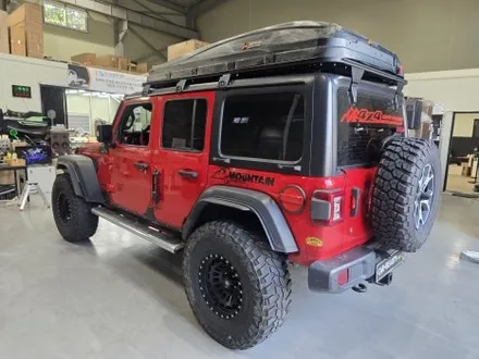JEEP 루비콘 랭글러 루프탑텐트 루프랙 휴고루프탑텐트 그랜드패밀리815울트라맥스 휴고루프랙 카뷰티 / 대구 달서