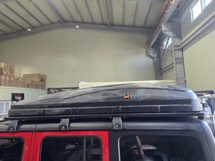 JEEP 루비콘 랭글러 루프탑텐트 루프랙 휴고루프탑텐트 그랜드패밀리815울트라맥스 휴고루프랙 카뷰티 / 대구 달서