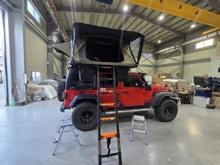 JEEP 루비콘 랭글러 루프탑텐트 루프랙 휴고루프탑텐트 그랜드패밀리815울트라맥스 휴고루프랙 카뷰티 / 대구 달서