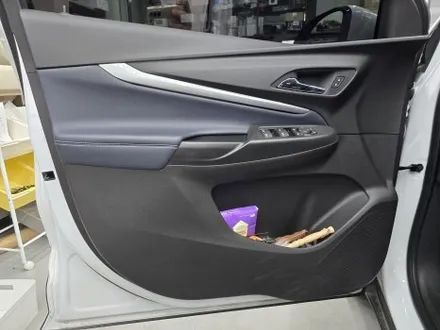 쉐보레 볼트 EUV 비노출엠비언트 전기차 EV 대구 엠비언트 전문점 카뷰티 / 대구 달서