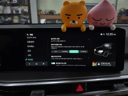 더뉴쏘렌토 4세대 MQ4 순정엠비언트 옵션이 없으면 순정엠비언트활성화 시공이 가능한 카뷰티 / 대구 달서