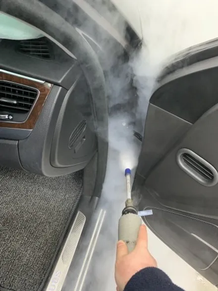 걸포동 손세차 뉴에쿠스 컨디션 관리, 노장이 죽지 않으려면 체계적인 관리 필수 / 경기 김포