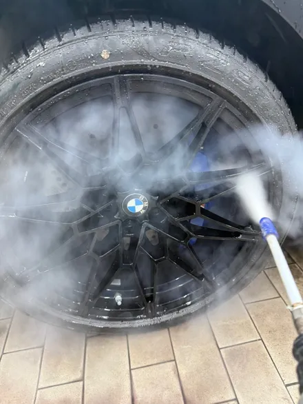 구래동 스팀세차 BMW M4 컨버터블 등장, 오픈 준비 끝 / 경기 김포