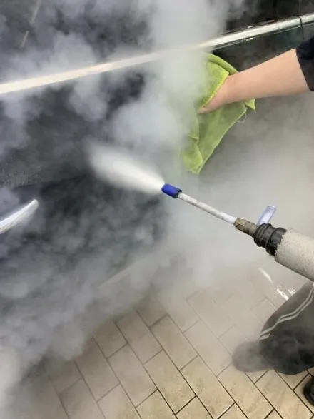 걸포동 손세차 뉴에쿠스 컨디션 관리, 노장이 죽지 않으려면 체계적인 관리 필수 / 경기 김포
