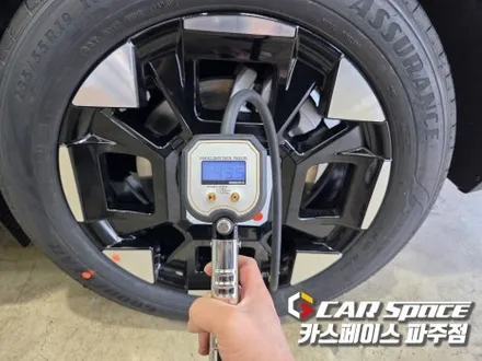일산 카니발 신차패키지 - 메이튼 고정 사이드스텝 발판, 모빌하임 P3 모노륨 바닥매트, 썬팅, PPF, 유리막코팅 설치 튜닝 / 파주시 와동동