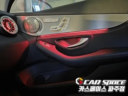일산 파주 김포 벤츠 C클래스 C220 3색 순정 엠비언트를 64색 무빙 엠비언트라이트로 교체 설치장착 튜닝 시공 / 파주시 와동동