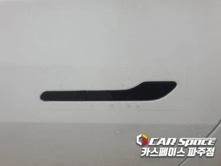 파주 테슬라 모델 Y 기존 블랙박스 이전설치와 오렌지박스 추가한 신차패키지 튜닝 시공 (김포 양주 의정부 동두천) / 파주시 와동동