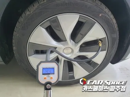 테슬라 모델Y 신차검수 중 하자 와르르 발견, 디테일 불량검수 해야하는 이유 / 파주시 와동동