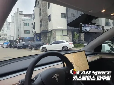 파주 테슬라 모델 Y 기존 블랙박스 이전설치와 오렌지박스 추가한 신차패키지 튜닝 시공 (김포 양주 의정부 동두천) / 파주시 와동동