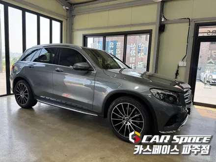 파주 엠비언트 벤츠 GLC 송풍구 콘솔 풋등 도어, 4D 부메스터 전동트위터까지 순정연동으로 화려하게 / 파주시 와동동