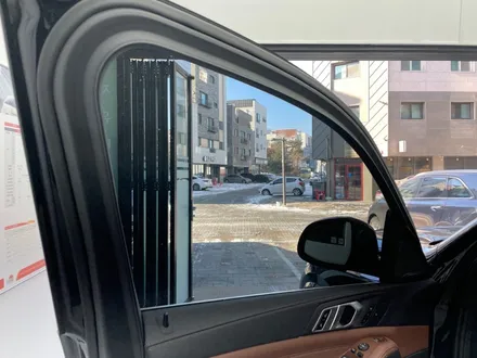 BMW X5, 파주 썬팅 전문점의 손길로 티나인 R100 재시공! / 파주시 와동동
