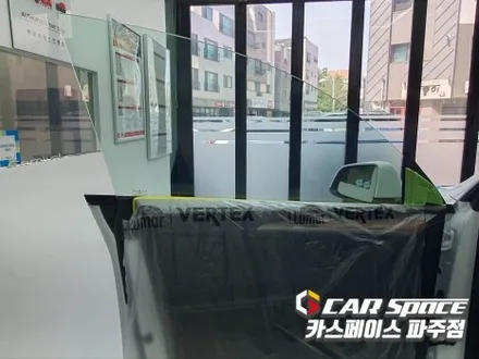 파주 테슬라 모델 Y 기존 블랙박스 이전설치와 오렌지박스 추가한 신차패키지 튜닝 시공 (김포 양주 의정부 동두천) / 파주시 와동동