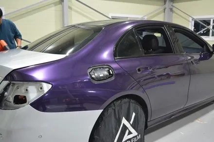 [나이퍼스] 벤츠 e43 amg 고광도 베니셔퍼플 ax필름 전체랩핑시공 +크롬죽이기 / 시흥시 월곶동