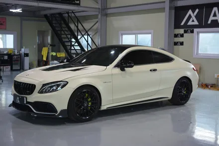 [나이퍼스] 벤츠 c63amg 전체랩핑(사틴데저트옐로우) 시흥랩핑/인천랩핑/안산랩핑/서울랩핑/수원랩핑/광명랩핑/화성랩핑 / 시흥시 월곶동