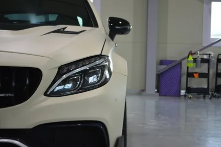 [나이퍼스] 벤츠 c63amg 전체랩핑(사틴데저트옐로우) 시흥랩핑/인천랩핑/안산랩핑/서울랩핑/수원랩핑/광명랩핑/화성랩핑 / 시흥시 월곶동