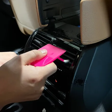 BMW G30 520i 부분랩핑 (창틀 크롬죽이기 , 실내 PPF) Ax 필름 고광도 유광 블랙 (PPF) / 시흥시 월곶동