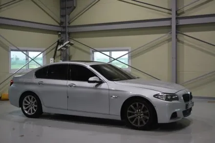 [나이퍼스] bmw 528i 사틴다크그레이 3m ax필름 유광카본 사이드미러,손잡이 시흥랩핑/인천랩핑/서울랩핑/안산랩핑/광명랩핑/화성랩핑 / 시흥시 월곶동