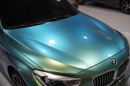 [나이퍼스]시흥랩핑 BMW 5GT AXWRAP 카멜레온 그린  전체랩핑 / 시흥시 월곶동