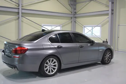 [나이퍼스] bmw 528i 사틴다크그레이 3m ax필름 유광카본 사이드미러,손잡이 시흥랩핑/인천랩핑/서울랩핑/안산랩핑/광명랩핑/화성랩핑 / 시흥시 월곶동