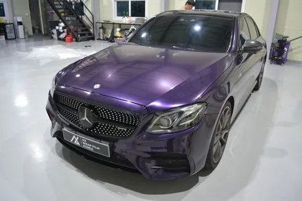[나이퍼스] 벤츠 e43 amg 고광도 베니셔퍼플 ax필름 전체랩핑시공 +크롬죽이기 / 시흥시 월곶동