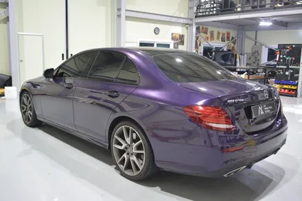 [나이퍼스] 벤츠 e43 amg 고광도 베니셔퍼플 ax필름 전체랩핑시공 +크롬죽이기 / 시흥시 월곶동