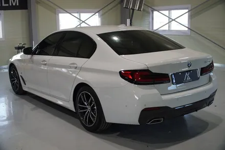 BMW G30 520i 부분랩핑 (창틀 크롬죽이기 , 실내 PPF) Ax 필름 고광도 유광 블랙 (PPF) / 시흥시 월곶동