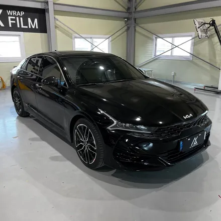 KIA K5 DL3 부분랩핑 (창틀 크롬 죽이기, 도어 캐치) AX 필름 고광도 유광 블랙 (PET) / 시흥시 월곶동