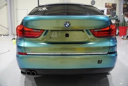 [나이퍼스]시흥랩핑 BMW 5GT AXWRAP 카멜레온 그린  전체랩핑 / 시흥시 월곶동